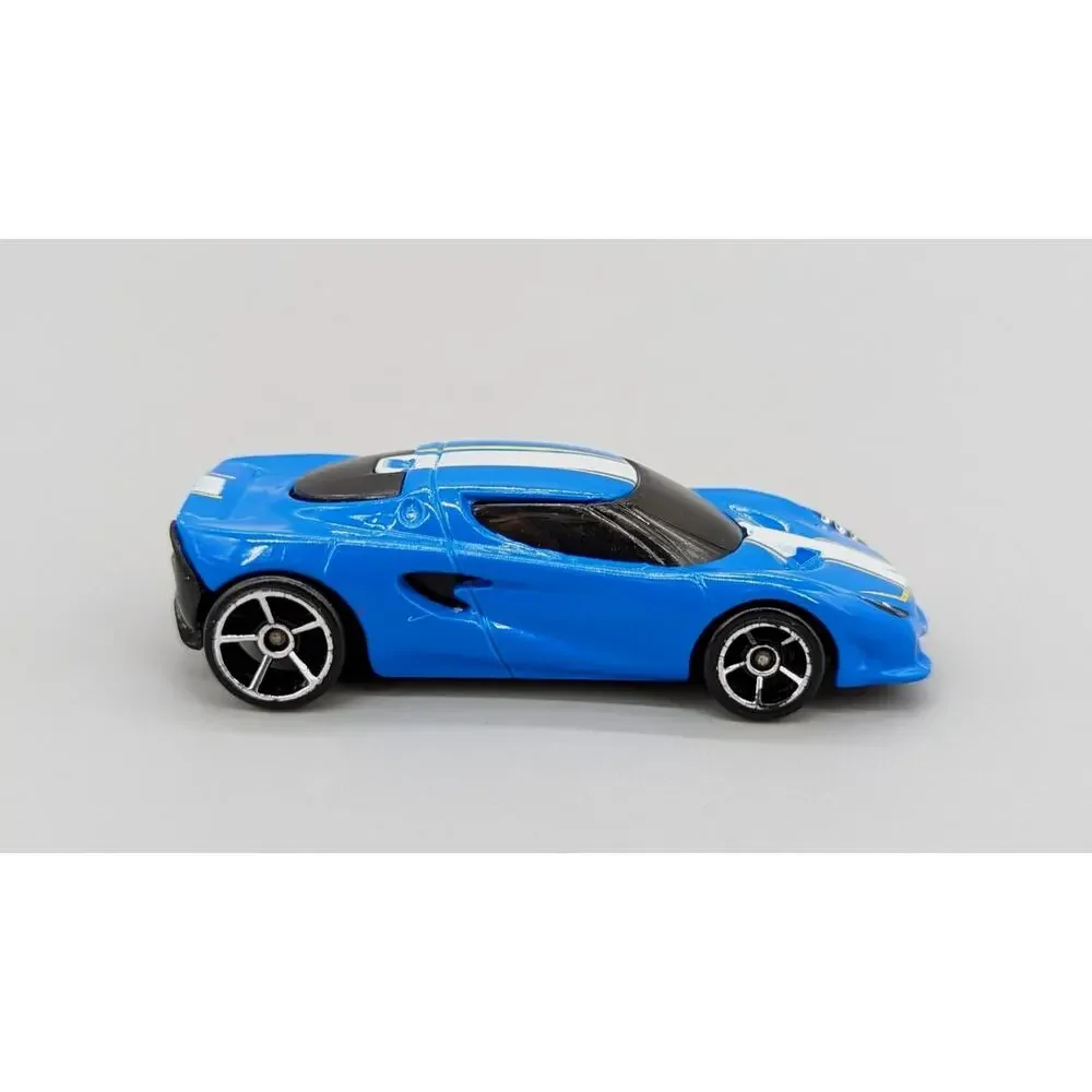 Hot Wheels Lotus Lot 2014 Esprit S1 2000 Concept & 2003 Elise 1:64 Diecast Cars